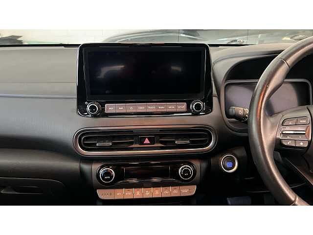 Hyundai KONA 1.6 GDi Hybrid Premium 5dr DCT White