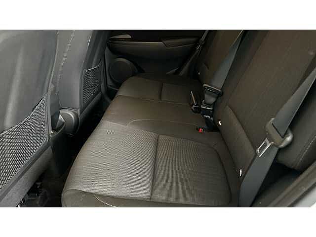 Hyundai KONA 1.6 GDi Hybrid Premium 5dr DCT White