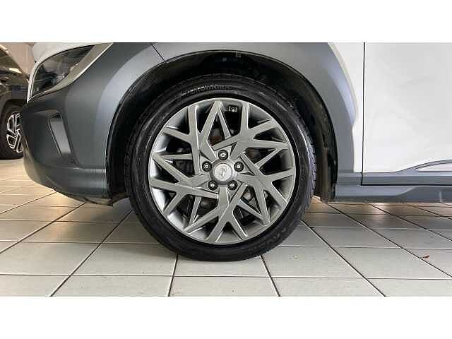 Hyundai KONA 1.6 GDi Hybrid Premium 5dr DCT White