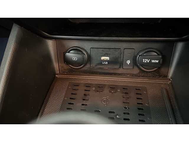 Hyundai KONA 1.6 GDi Hybrid Premium 5dr DCT White