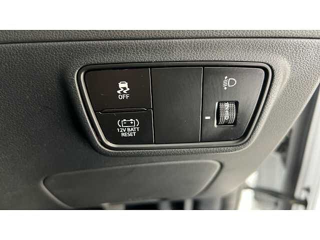 Hyundai TUCSON TUCSON 1.6 TGDi Hybrid 230 Premium 5dr 2WD Auto WHITE