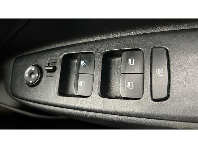 Hyundai i10 1.0 MPi SE Connect 5dr