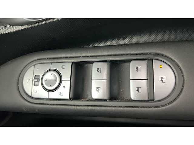 Hyundai IONIQ 5 160kW Premium 73 kWh 5dr Auto White