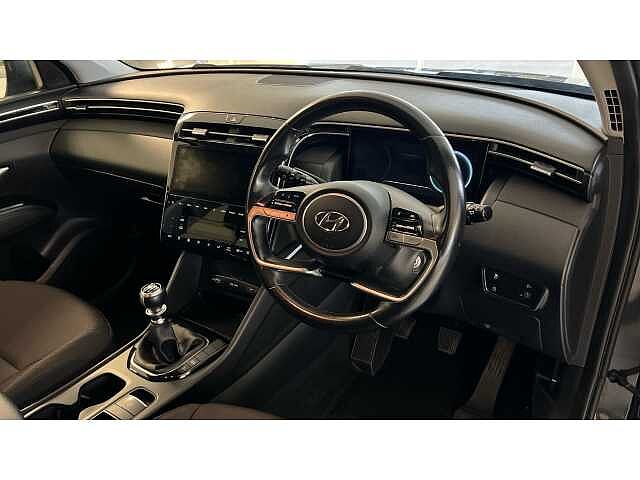 Hyundai Tucson 1.6 TGDi 48V MHD SE Connect 5dr 2WD