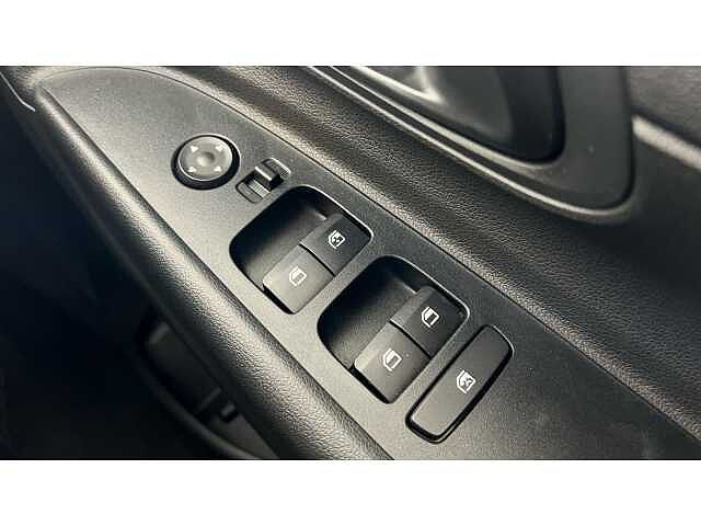 Hyundai i20 1.0T GDi 48V MHD SE Connect 5dr