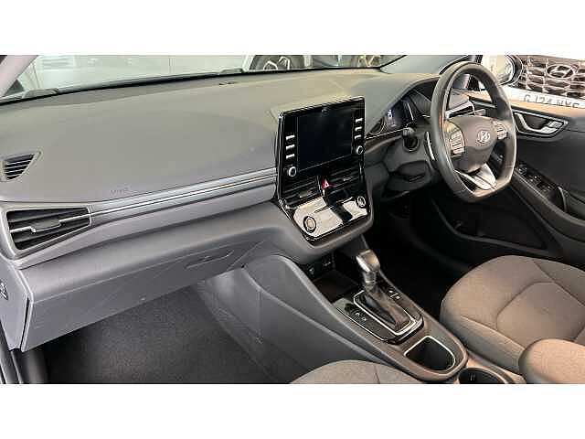 Hyundai Ioniq 1.6 GDi Hybrid SE Connect 5dr DCT
