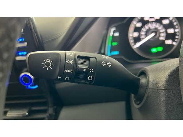 Hyundai Ioniq 1.6 GDi Hybrid SE Connect 5dr DCT