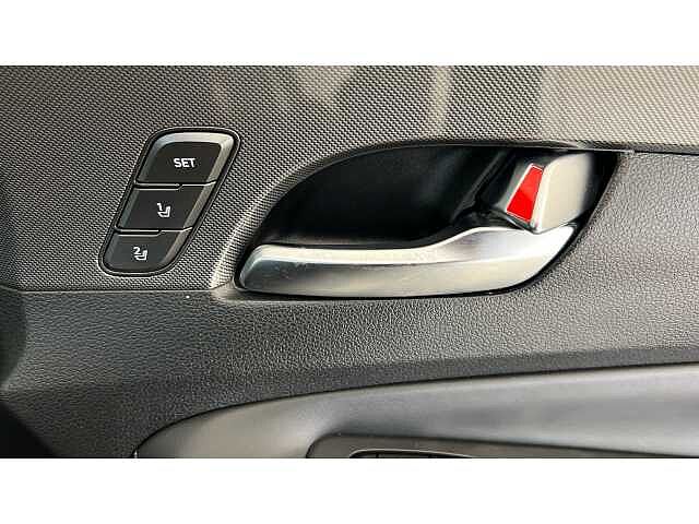 Hyundai Santa Fe SANTA FE 1.6 TGDi Plug-in Hybrid Ultimate 5dr 4WD Auto