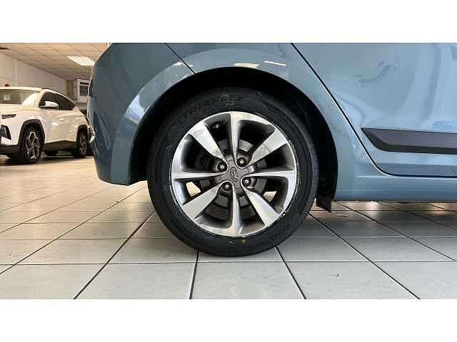 Hyundai I20 1.4 Premium SE Nav 5dr Auto BLUE
