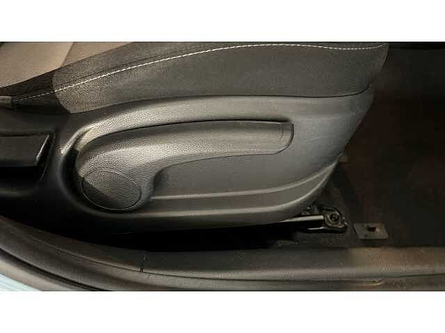 Hyundai I20 1.4 Premium SE Nav 5dr Auto BLUE