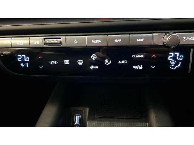 Hyundai IONIQ 6 IONIQ 6 239kW Ultimate 77kWh 4dr AWD Auto White