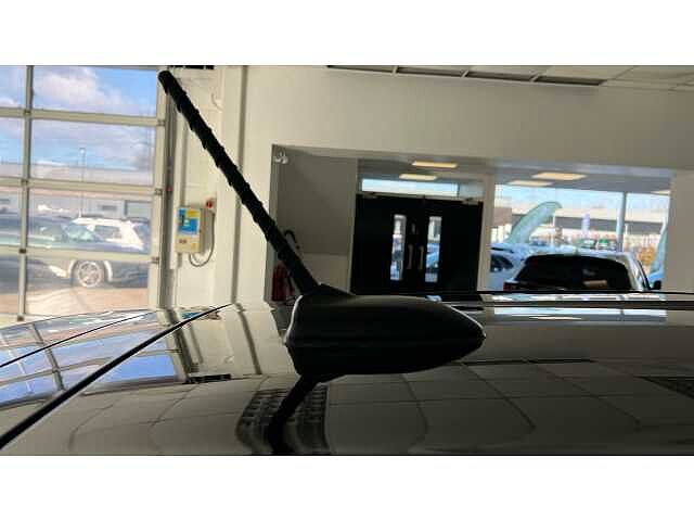 Hyundai I10 I10 1.0 MPi SE Connect 5dr Auto Black