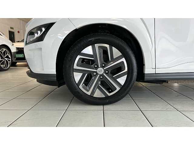 Hyundai KONA KONA 150kW Premium 64kWh 5dr Auto White