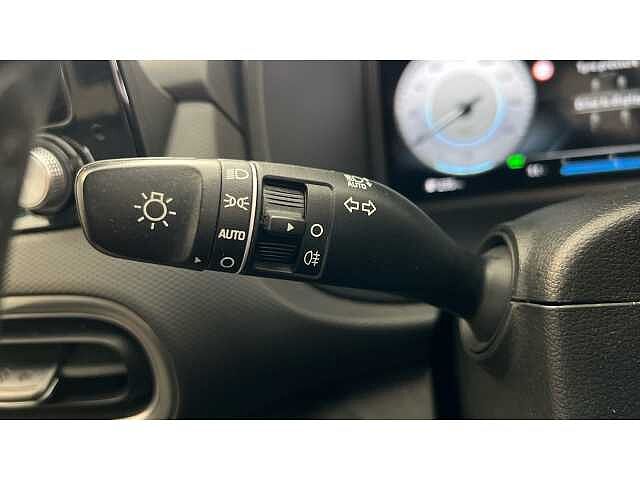 Hyundai KONA KONA 150kW Premium 64kWh 5dr Auto White