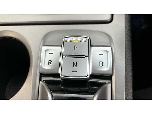 Hyundai KONA KONA 150kW Premium 64kWh 5dr Auto White