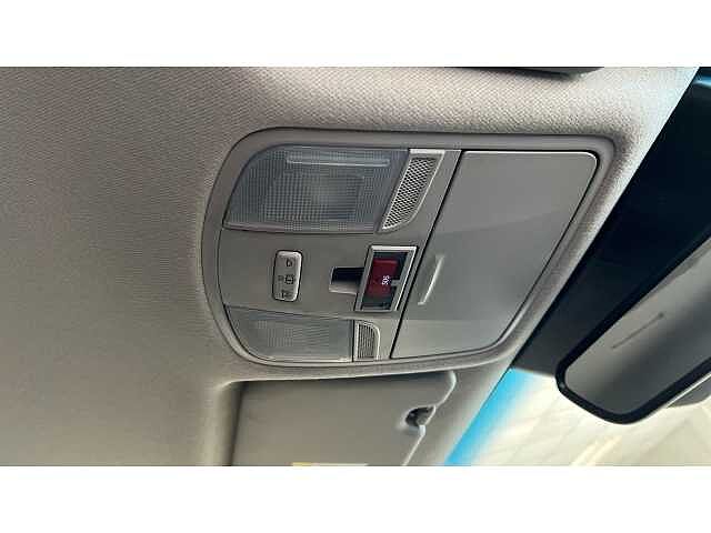 Hyundai KONA KONA 150kW Premium 64kWh 5dr Auto White