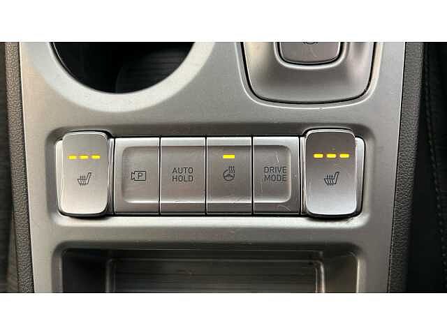 Hyundai KONA KONA 150kW Premium 64kWh 5dr Auto White