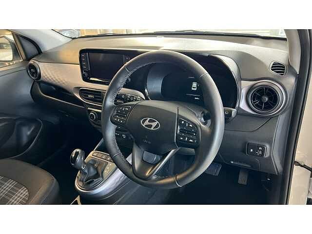 Hyundai I10 I10 1.0 [58] Premium 5dr Auto [Nav] White