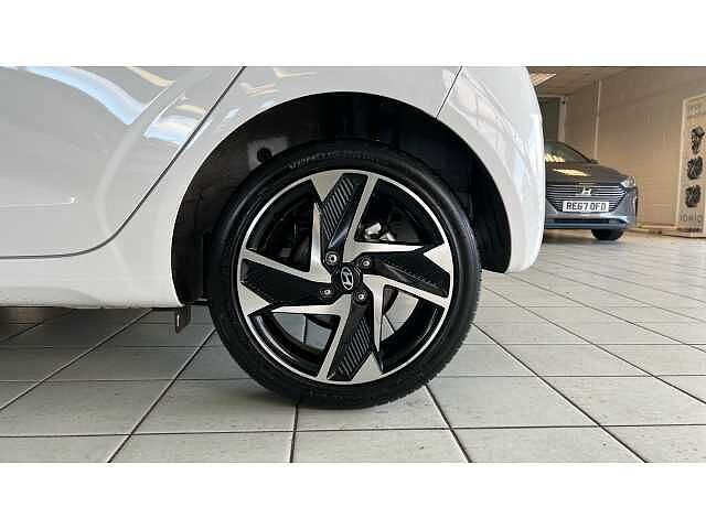 Hyundai I10 I10 1.0 [58] Premium 5dr Auto [Nav] White