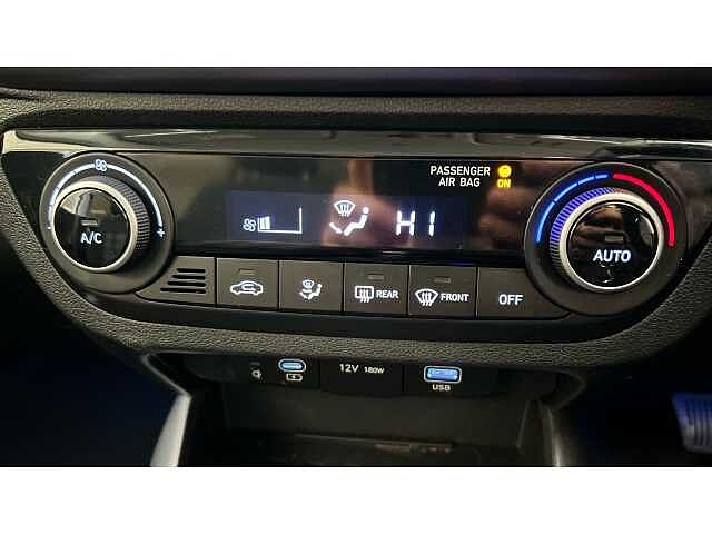 Hyundai I10 I10 1.0 [58] Premium 5dr Auto [Nav] White