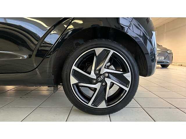 Hyundai I10 I10 1.0 [58] Premium 5dr Auto [Nav] Black