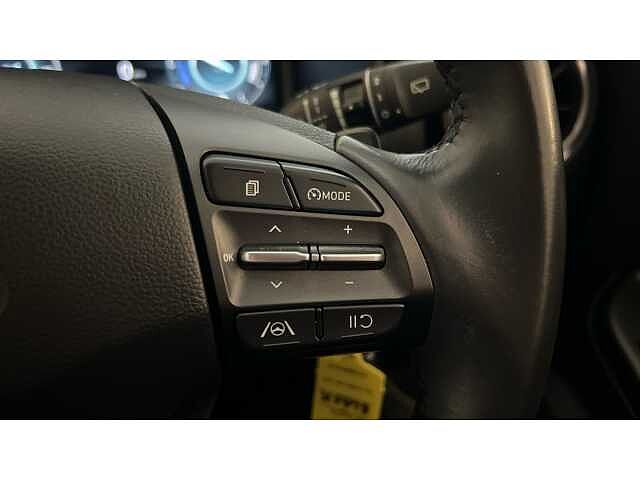 Hyundai KONA KONA 1.6 GDi Hybrid SE Connect 5dr DCT Black