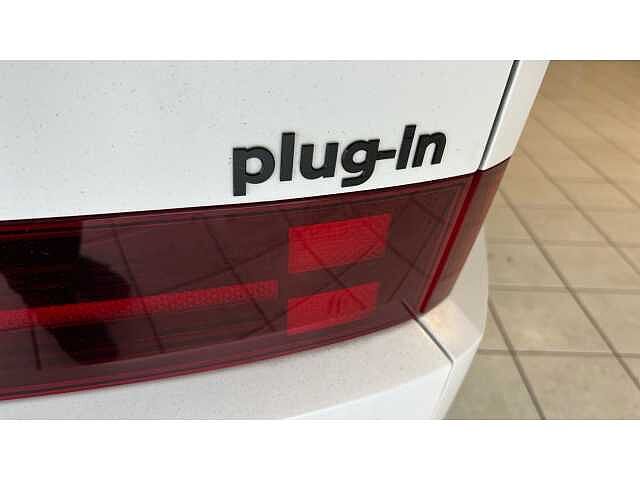 Hyundai SANTA FE 1.6 TGDi Plug-in Hybrid Calligraphy 5dr 4WD Auto