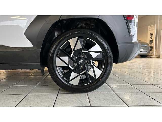Hyundai KONA KONA 1.6 Hybrid 129 Ultimate 5dr DCT Atlas White