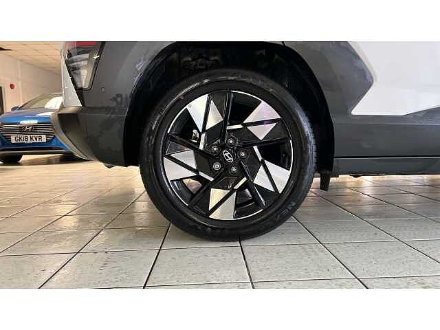 Hyundai KONA KONA 1.6 Hybrid 129 Ultimate 5dr DCT Atlas White