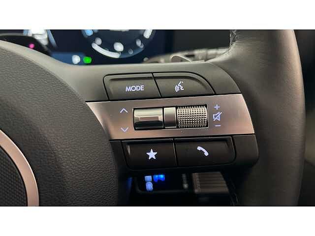 Hyundai KONA KONA 1.6 Hybrid 129 Ultimate 5dr DCT Atlas White