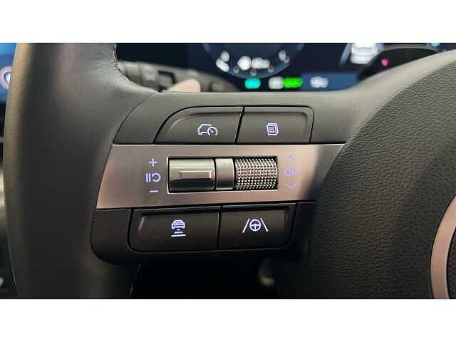 Hyundai KONA KONA 1.6 Hybrid 129 Ultimate 5dr DCT Atlas White