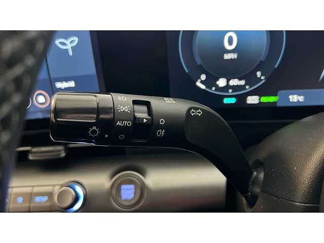 Hyundai KONA KONA 1.6 Hybrid 129 Ultimate 5dr DCT Atlas White