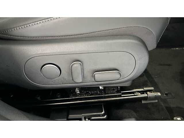 Hyundai KONA KONA 1.6 Hybrid 129 Ultimate 5dr DCT Atlas White