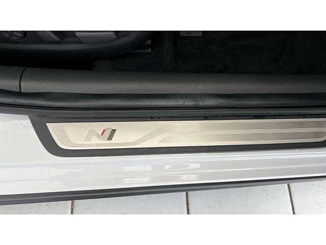 Hyundai I30 2.0T GDi N Performance 5dr DCT WHITE