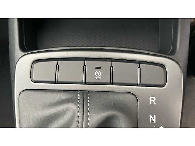 Hyundai I10 i10 5Dr HAT 1.0 MPi 63ps Advance NAV AU Mangrove Green