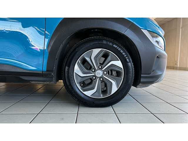 Hyundai KONA 1.6 GDi Hybrid SE Connect 5dr DCT Blue