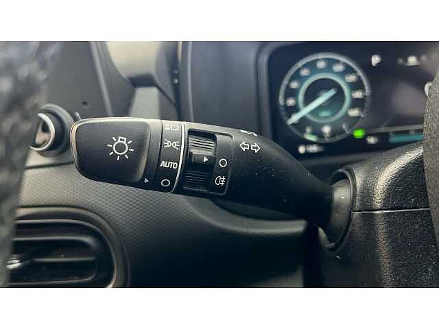 Hyundai KONA 1.6 GDi Hybrid SE Connect 5dr DCT Blue