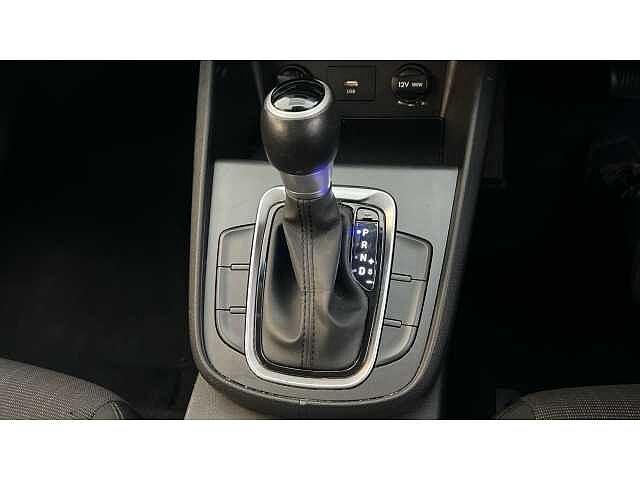 Hyundai KONA 1.6 GDi Hybrid SE Connect 5dr DCT Blue