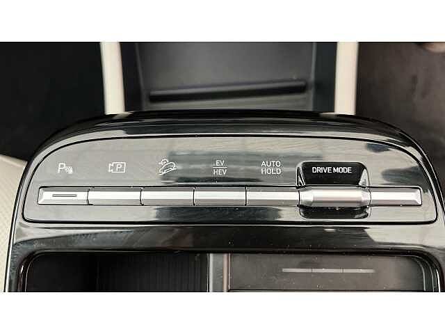 Hyundai TUCSON 1.6T Plug-in Hybrid Ultimate 5dr Auto Silver