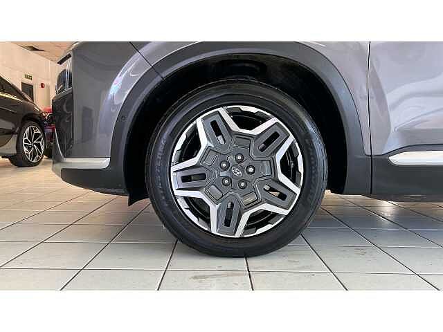 Hyundai SANTA FE 1.6 TGDi Hybrid Ultimate 5dr 4WD Auto Grey