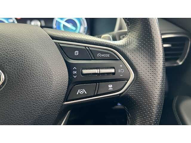 Hyundai SANTA FE 1.6 TGDi Hybrid Ultimate 5dr 4WD Auto Grey