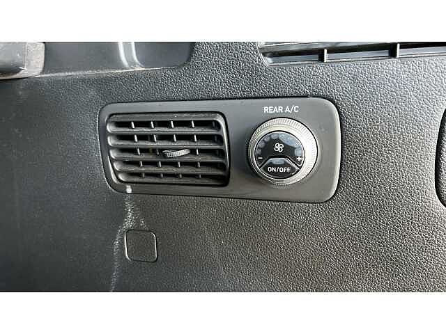 Hyundai SANTA FE 1.6 TGDi Hybrid Ultimate 5dr 4WD Auto Grey