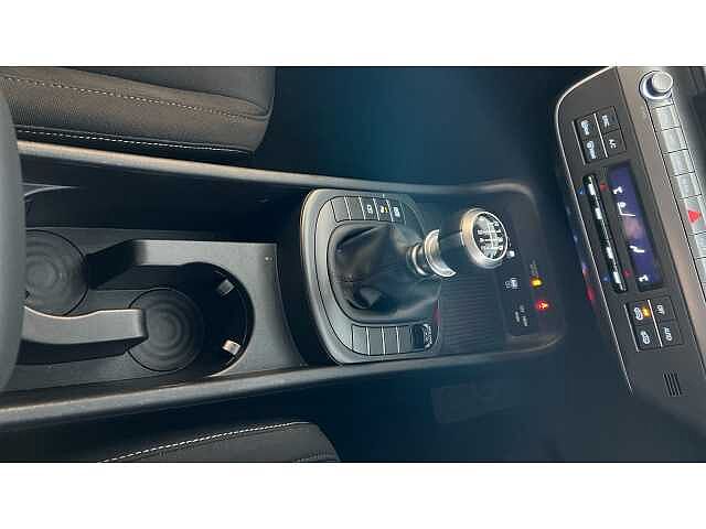 Hyundai KONA 1.6T 138 Advance 5dr Silver