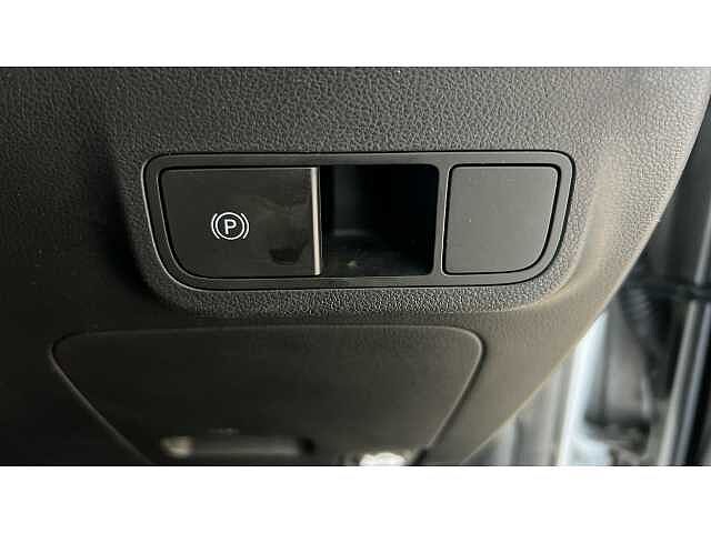 Hyundai KONA 1.6T 138 Advance 5dr Silver