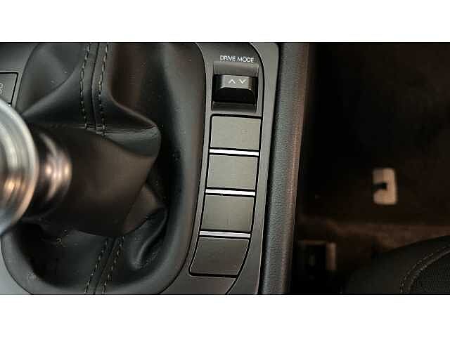 Hyundai KONA 1.6T 138 Advance 5dr Silver