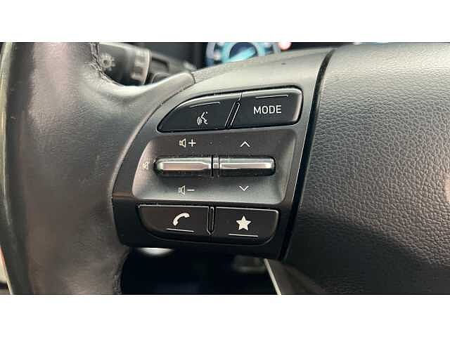Hyundai KONA 100kW Premium 39kWh 5dr Auto Blue