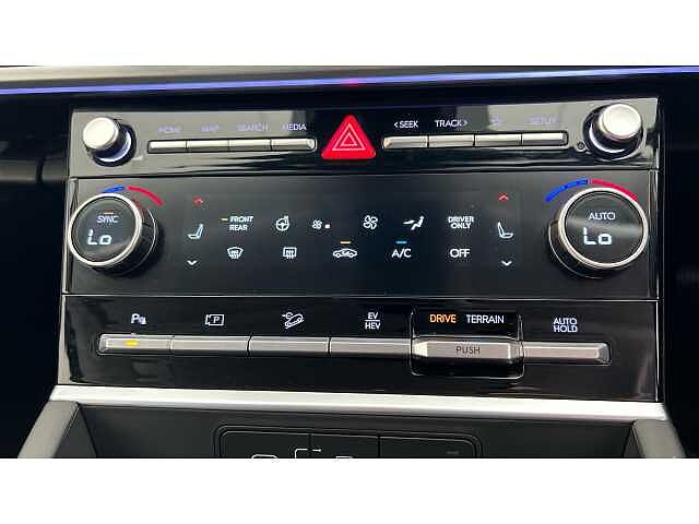 Hyundai SANTA FE 1.6 TGDi Plug-in Hybrid Premium 5dr 4WD Auto