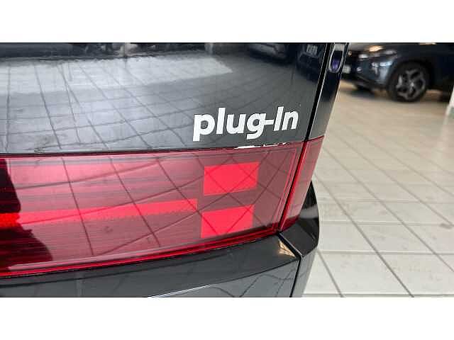 Hyundai SANTA FE 1.6 TGDi Plug-in Hybrid Premium 5dr 4WD Auto