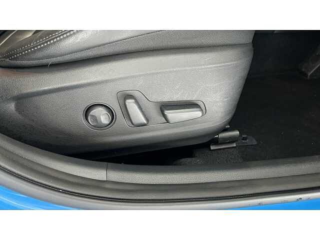 Hyundai KONA 1.6 GDi Hybrid Ultimate 5dr DCT