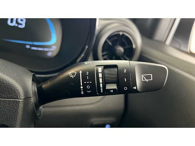 Hyundai i10 i10 5Dr HAT 1.0 MPi 63ps Advance NAV
